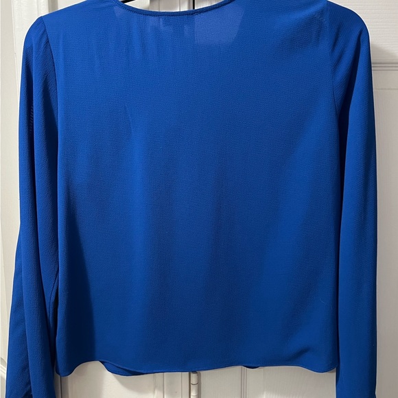 VINCE CAMUTO WOMENS BLOUSE SIZE MEDIUM BLUE LONG SLEEVE - Picture 5 of 7